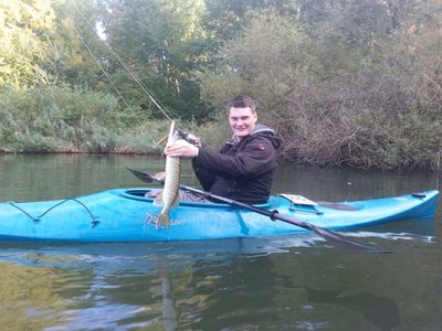 Kajak.JPG (189.54 KiB) 4958 mal betrachtet So sieht das aktuell aus ;)